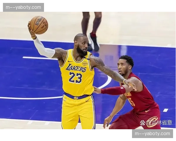 斯玛特经验丰富控场稳健 湖人季后赛节奏掌控佳